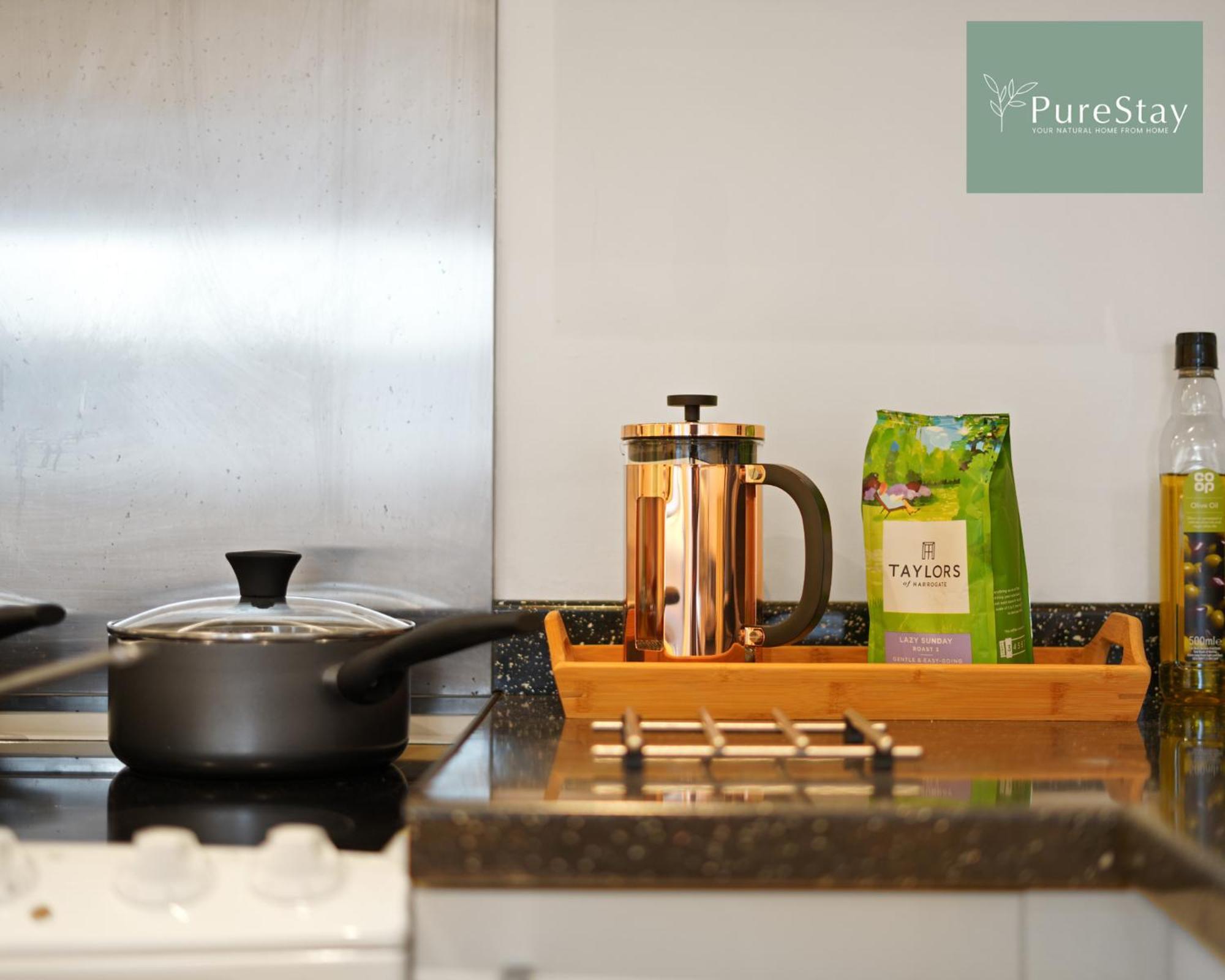 Stunning Two Bed Leamington Apartment With Free Wifi By Purestay Short Lets & Serviced Accommodation מראה חיצוני תמונה